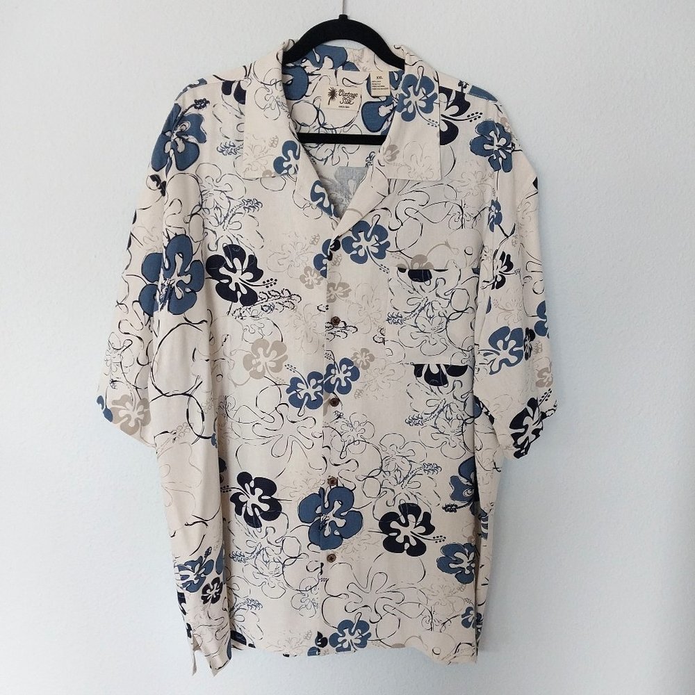 Vintage Silk Circa 1969 Men's 60's Inspired Hawaiian Floral Print Shirt